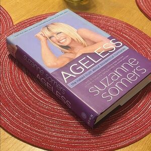 Ageless by Suzanne Somers Book